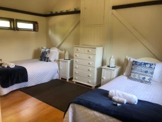 Sycamores Barn - Detached, Private, Secluded Country Retreat - Brighstone - 6