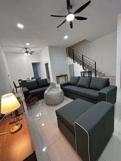 Ipoh Sunway Tambun Spacious Homestay - 9