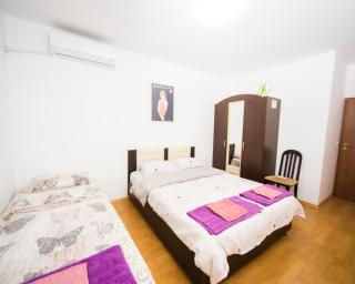 SUPER CENTER - Small Flat on "Kiril & Metodi" Square - 8