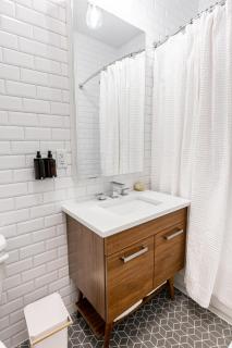 Kislak 507 Stunning 2BR with Den Corner Apt Retreat Above the City - Newark - 3