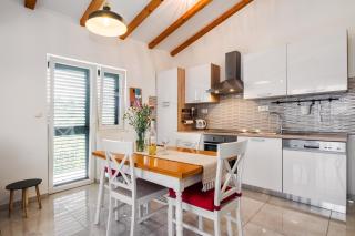 Sunny Apartments - 6