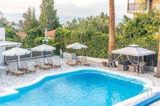 Theo Bungalows Boutique Hotel - Kriopigi - 5