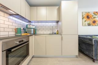 Luxury One Bedroom Serviced Apartment in the Heart of Bedford - Bedford - 8