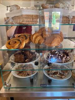 Characterful 2 bed cottage, quiet village setting - 9