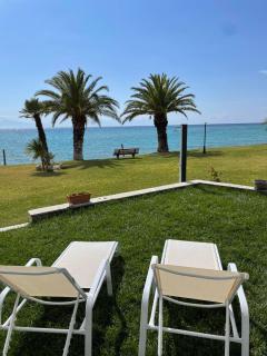 Seafront Family Apartment Poseidon - Skála Foúrkas - 8