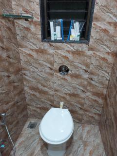 Hotel Sai Dakshina Inn & The Fern Restaurant - Shirdi - 4