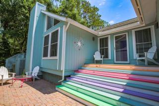 Love Blooms Here - Isle of Palms - 0