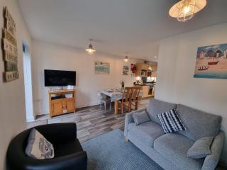 Sea Esta at The Bay, sleeps 4-5, and 2 dogs for free too - Filey - 7