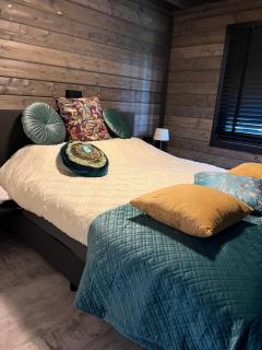 Vrijstaand Houten huis in het bos - 3