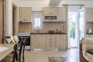 Elios Cozy Apartment - 6