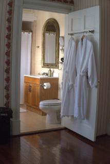 The Avera-Clarke House - 6