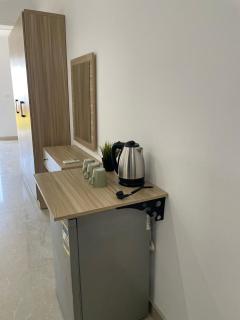 Lilly Stays Sheraton Road - 4