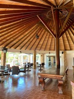 Apart Hotel La Tour - Hernandarias - 4