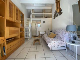 Appartement 2P avec Mezzanine, Balcon, Parking Privé - À 200m de la Plage de la Nartelle - FR-1-226-523 - Sainte-Maxime - 7