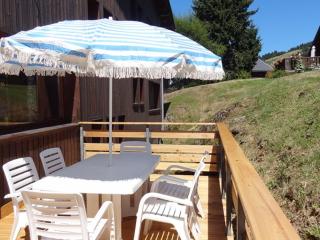 Appartement cosy 5 pers., centre Cernix, proche pistes, commerces, navette, parking, balcon & terrasse - FR-1-733-14 - Crest-Voland - 1