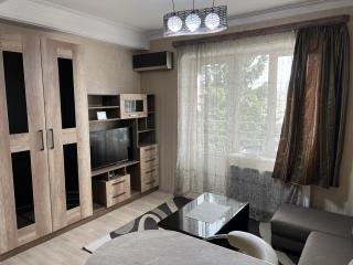 Superior Mziuri Apartment - Tbilisi - 5