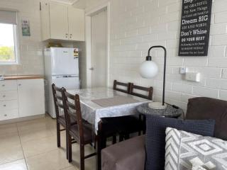 9 of 9 Warley Ave - Cowes - 8