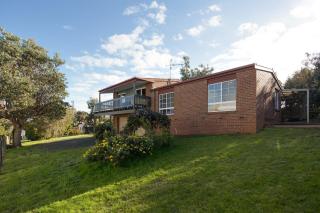 Seaside Retreat in Rhyll - 1