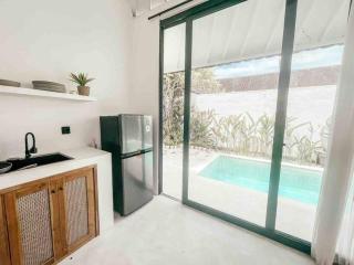 Renovated 2BD Oasis with POOL - CasaEra in Seminyak main hub - Seminyak - 3