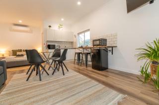 Glenoak Cottage - - 4