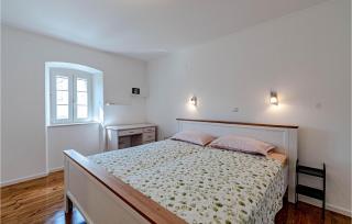 Nice Home In Trstenik With Wifi - Trstenik - 9