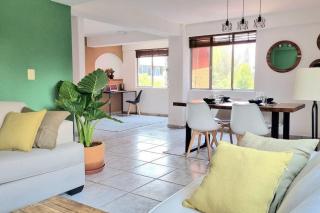 Big & comfy, king and Queen-size beds, and parking lot - Città del Messico - 5