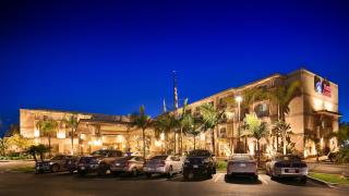 Best Western Plus Marina Gateway Hotel - National City - 3