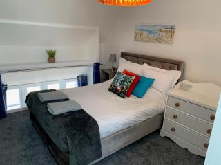 9 Bedroom School House and Halls - Bodham - 3