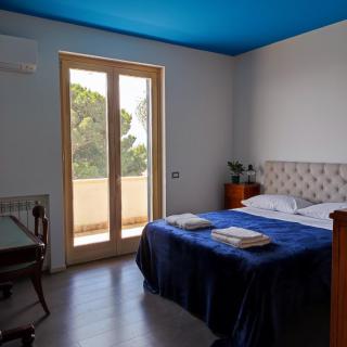 Casa Vacanze Natalia, immersa nella Riserva Naturale di Piano Gallo, Terrazza Panoramica di 200mq con Vista sul Golfo di Mondello Palermo, 5 minuti a piedi dalla Spiaggia - Mondello - 4