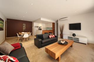 Brighton Bay Apartments - 3