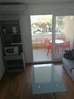 Sympathique studio climatisé sur le port de Hyeres - Hyères - 7