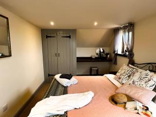 Old Barn, Beach Farm Hunstanton - Dog Friendly - Heacham - 1