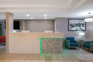 Super 8 by Wyndham Ottawa - Ottawa - 7