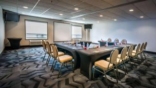 Service Plus Inns and Suites Calgary - 4