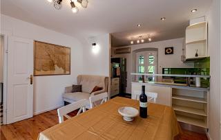 Nice Home In Trstenik With Wifi - Trstenik - 7