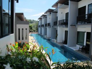 Alphabeto Resort - Strand Nai Harn - 5