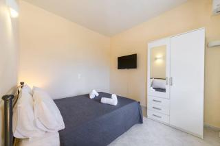 Fotini's Apartments by the Sea - 1