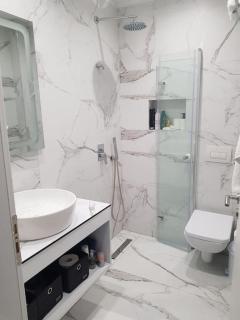 SeaViewCenter - Sarandë - 1