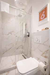 E13 - Grand Boulevard Heritage Suite - Best Location by BQA - Budapeste - 5