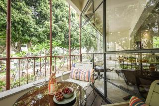 Spacious & Green 3BR Apt w Balcony in City Center with Shelter by Sea N' Rent - Tel Aviv - 9