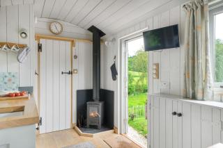 Cherry Blossom, Devon Hideaways - 6