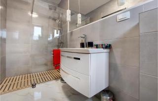 3 Bedroom Nice Home In Nedescina - 5