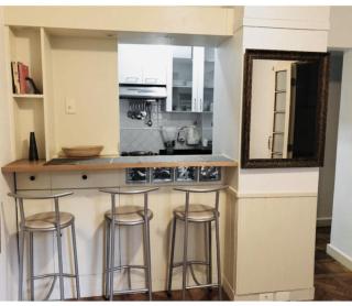 Excelente apto -smart tv- melhor localização no Leblon - 0