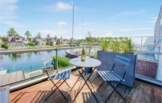 2 Bedroom Awesome Home In Oude Tonge - 9
