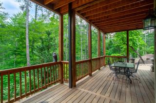 The Peaceful Perch Fireplace Community Amenities - Townsend - 4