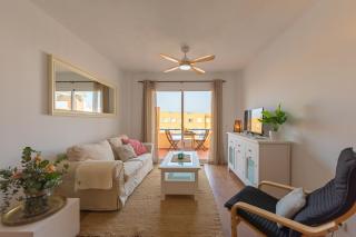 Beachfront, pool, terrace & WIFI - *SimplyTarifa* - Tarifa - 2