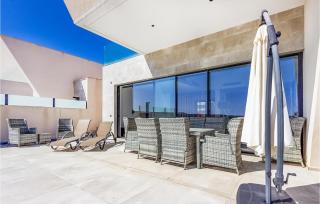 4 Bedroom Stunning Home In Rojales - Rojales - 9