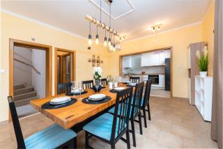 Vila Vergatum-privacy,gym,billiards,table tennis - 3