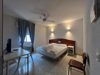 Hostal la Embajada - 1