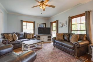 Home in Cimarron National Golf Club with Hot Tub! - Guthrie - 7